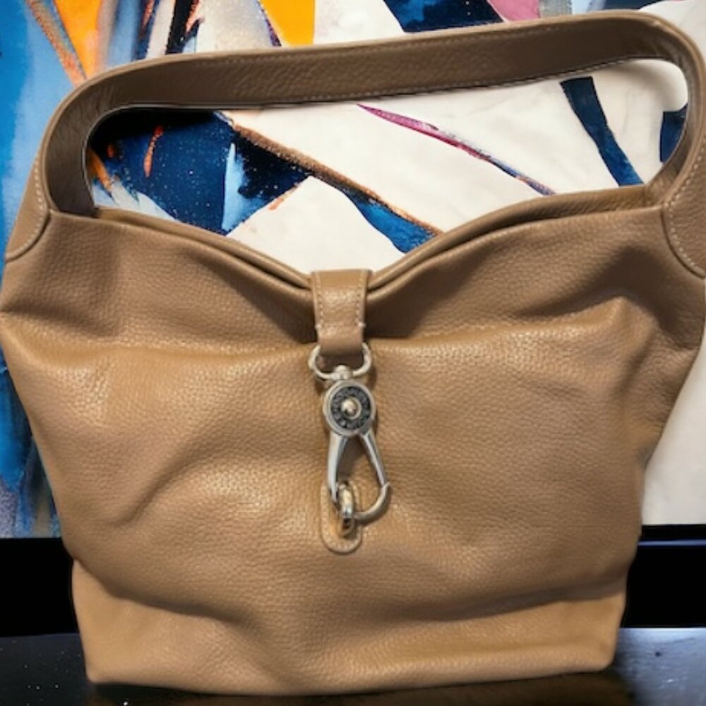 Dooney & Bourke